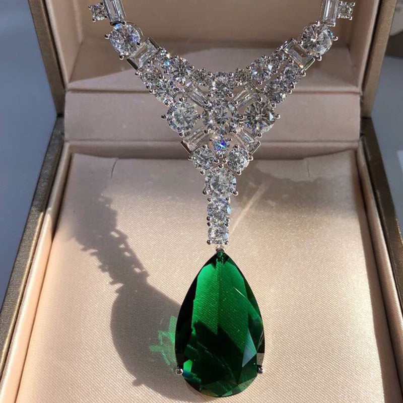 Colar Moissanite Royale Esmeralda em Prata 925