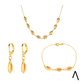 Conjunto Dourado Buzios em fundo branco